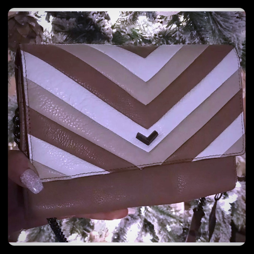 Botkier Soho Quilted Wallet - Picture 1 of 6